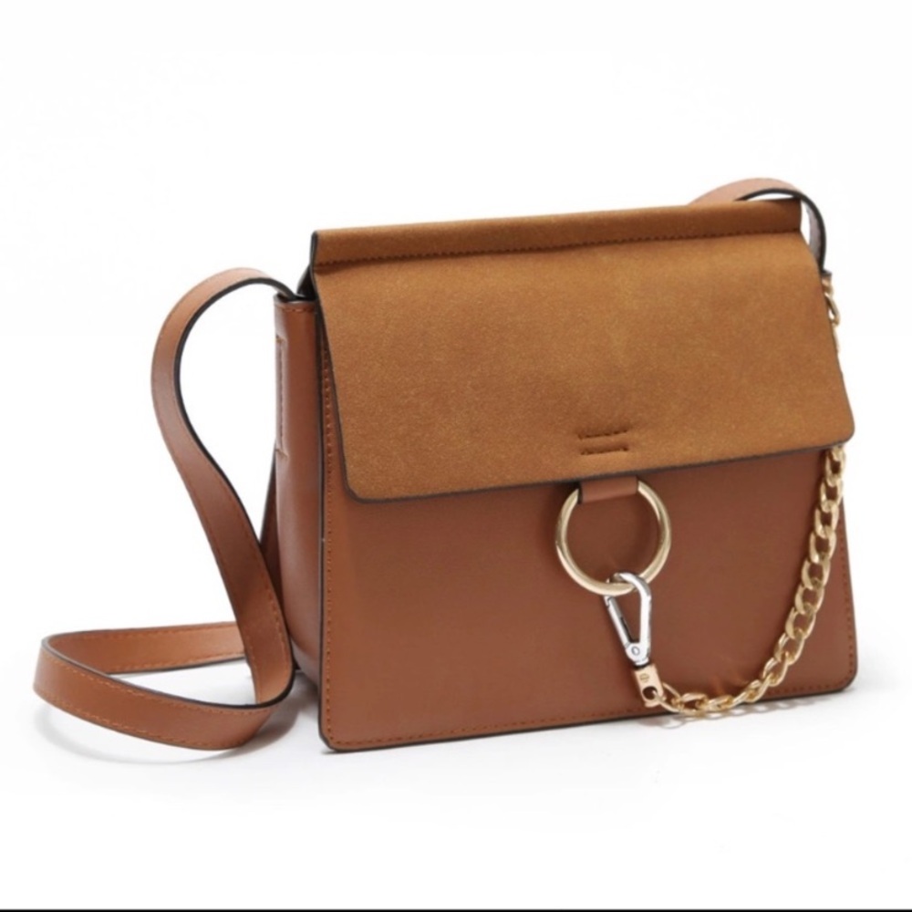 NWOT Ring Chain Buckle Bag